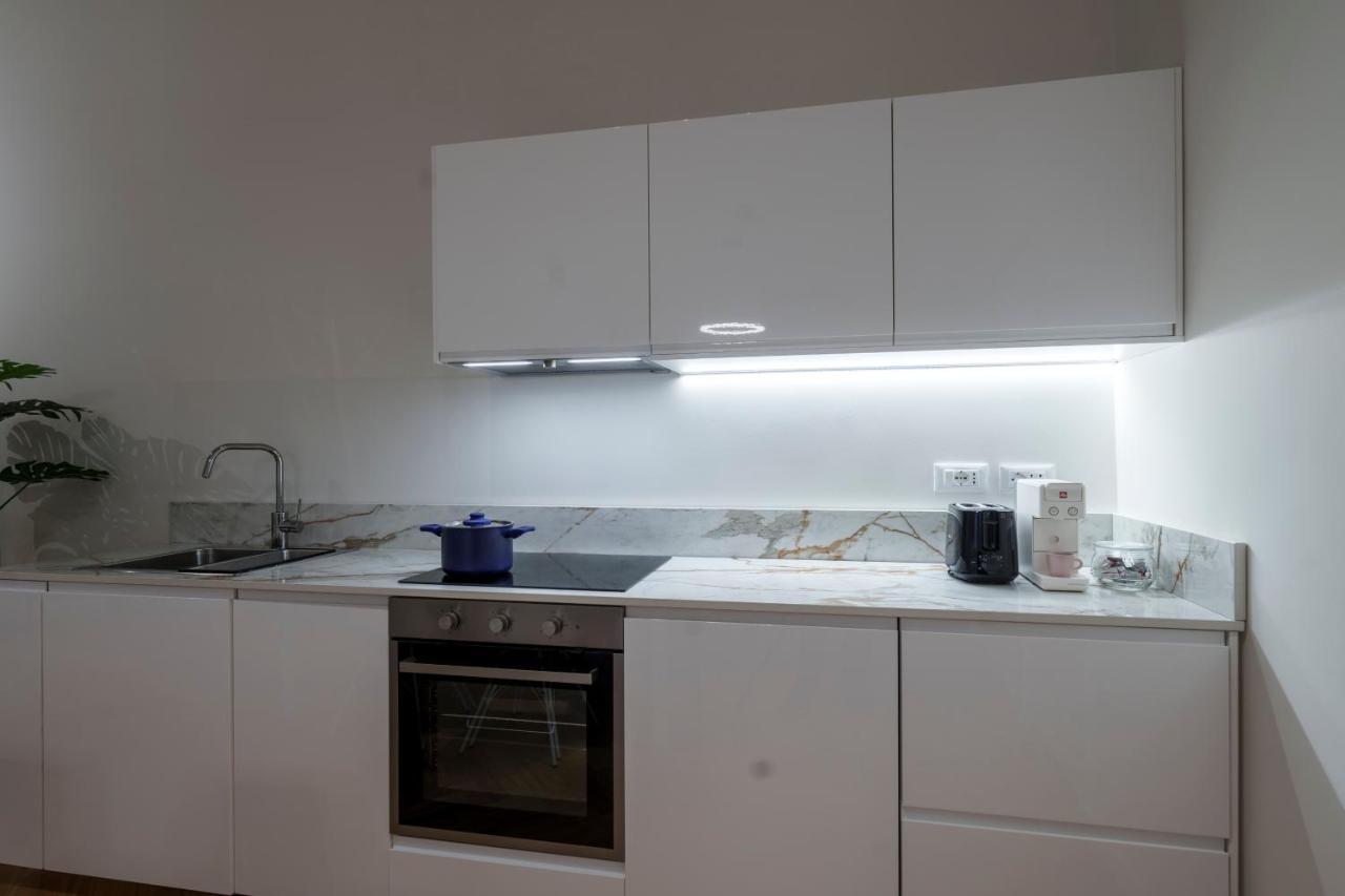Appartement Porta Venezia-Trilocale-Luxury Con Wifi-Neflix à Milan Extérieur photo