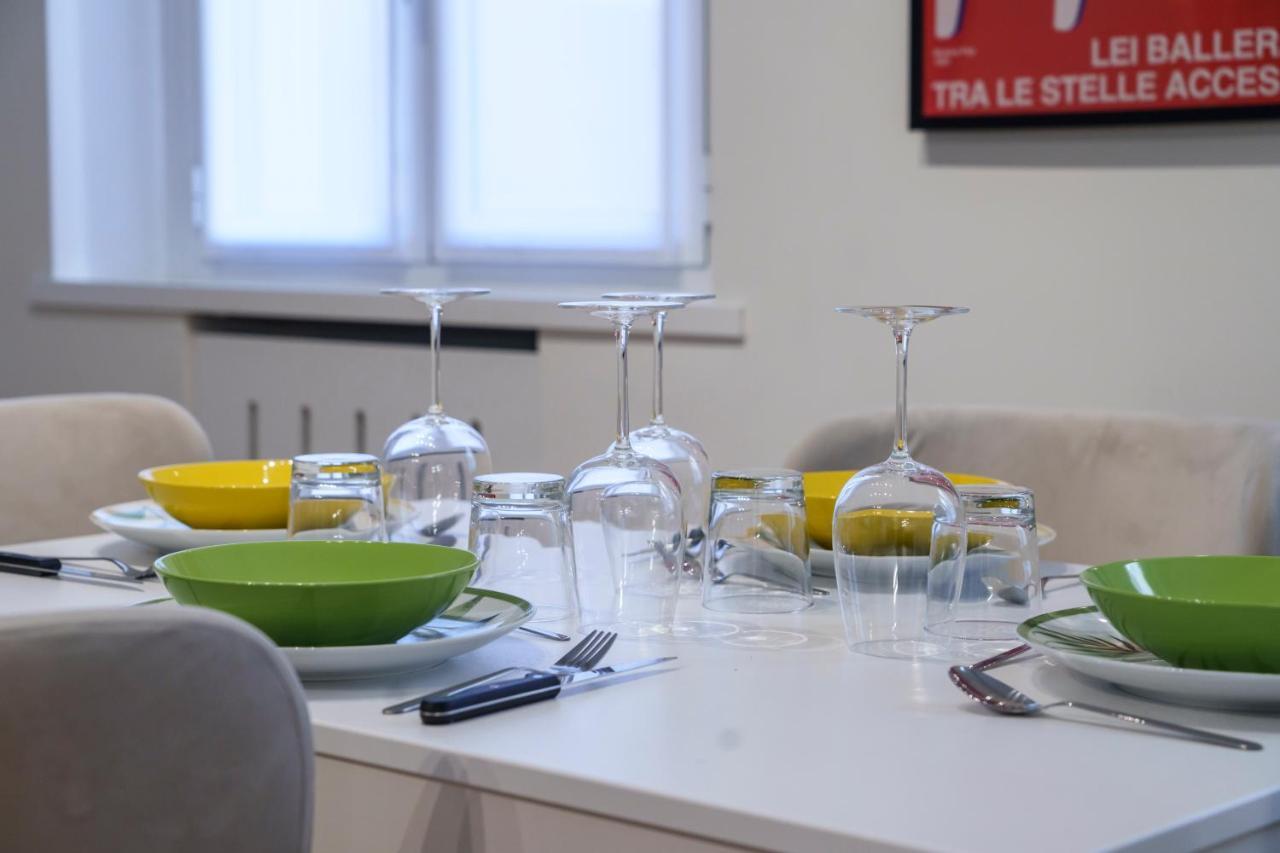 Appartement Porta Venezia-Trilocale-Luxury Con Wifi-Neflix à Milan Extérieur photo